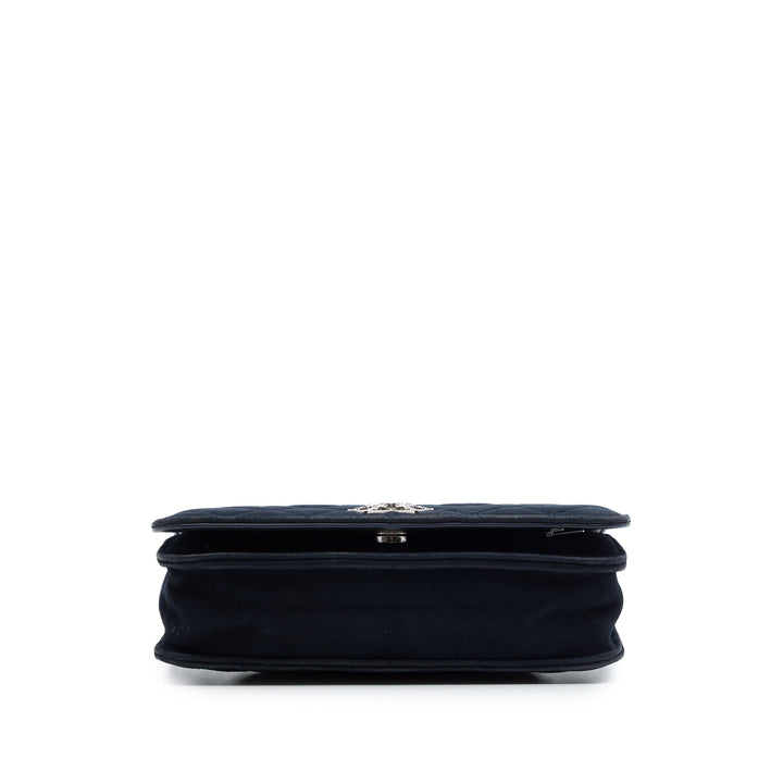 Chanel Matelassé Cocostellar Wallet on Chain Daim