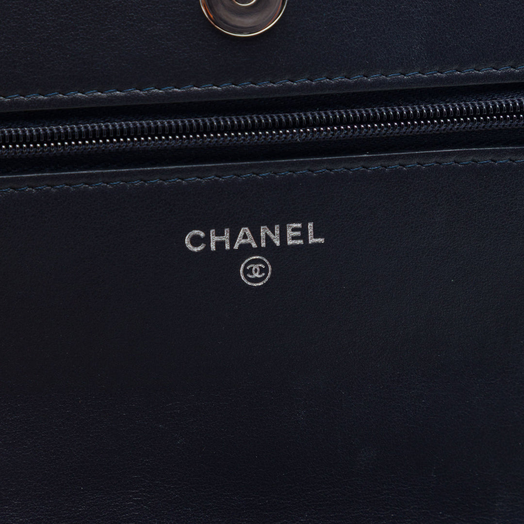 Chanel Matelassé Cocostellar Wallet on Chain Daim