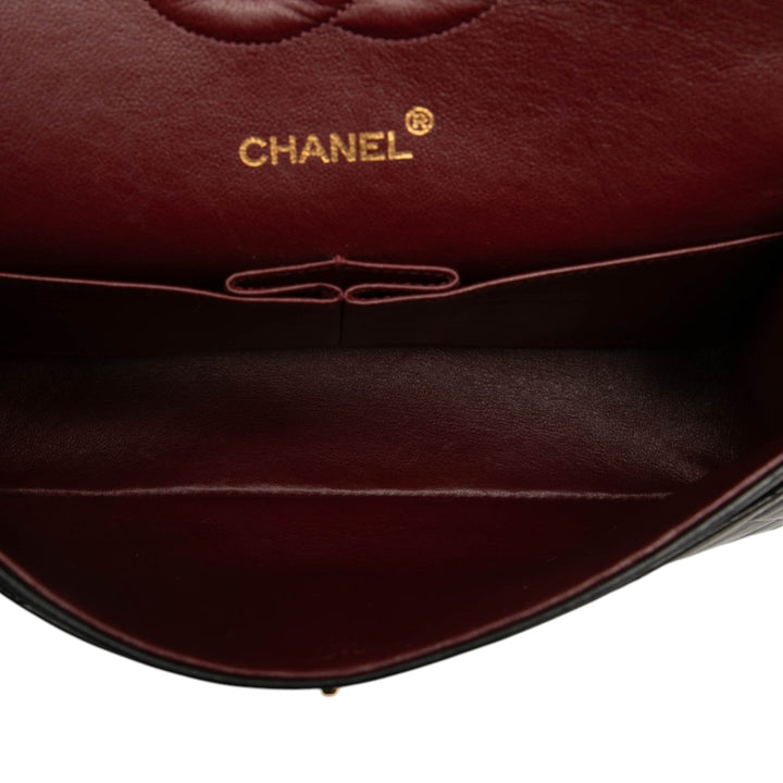 Chanel Medium Classic Cuir d'agneau Double rabat