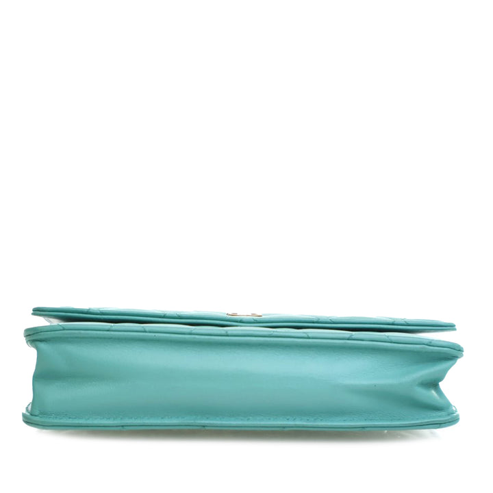 Chanel CC Quilted Cuir d’agneau Wallet On Chain Bleu