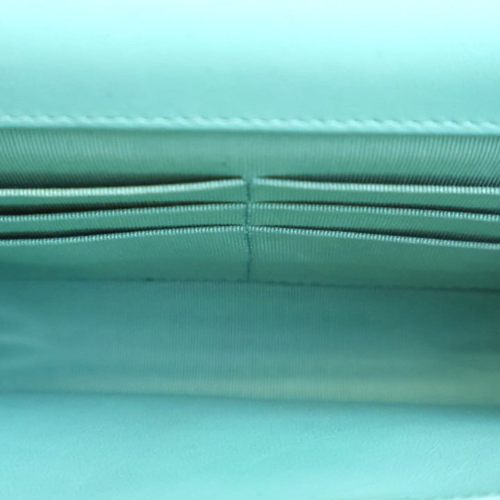 Chanel CC Quilted Cuir d’agneau Wallet On Chain Bleu