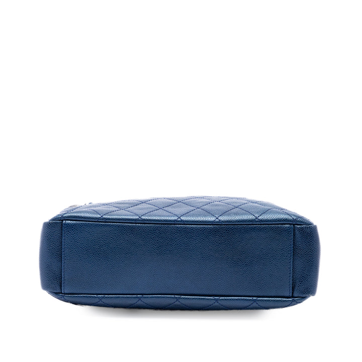 Chanel Matelassé Irisé Chic Cabas Moyen Cuir caviar Bleu – vue 3 – GABY PARIS