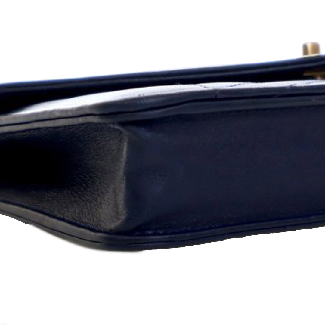 Chanel Reversed Chevron Cuir d’agneau Wallet on Chain