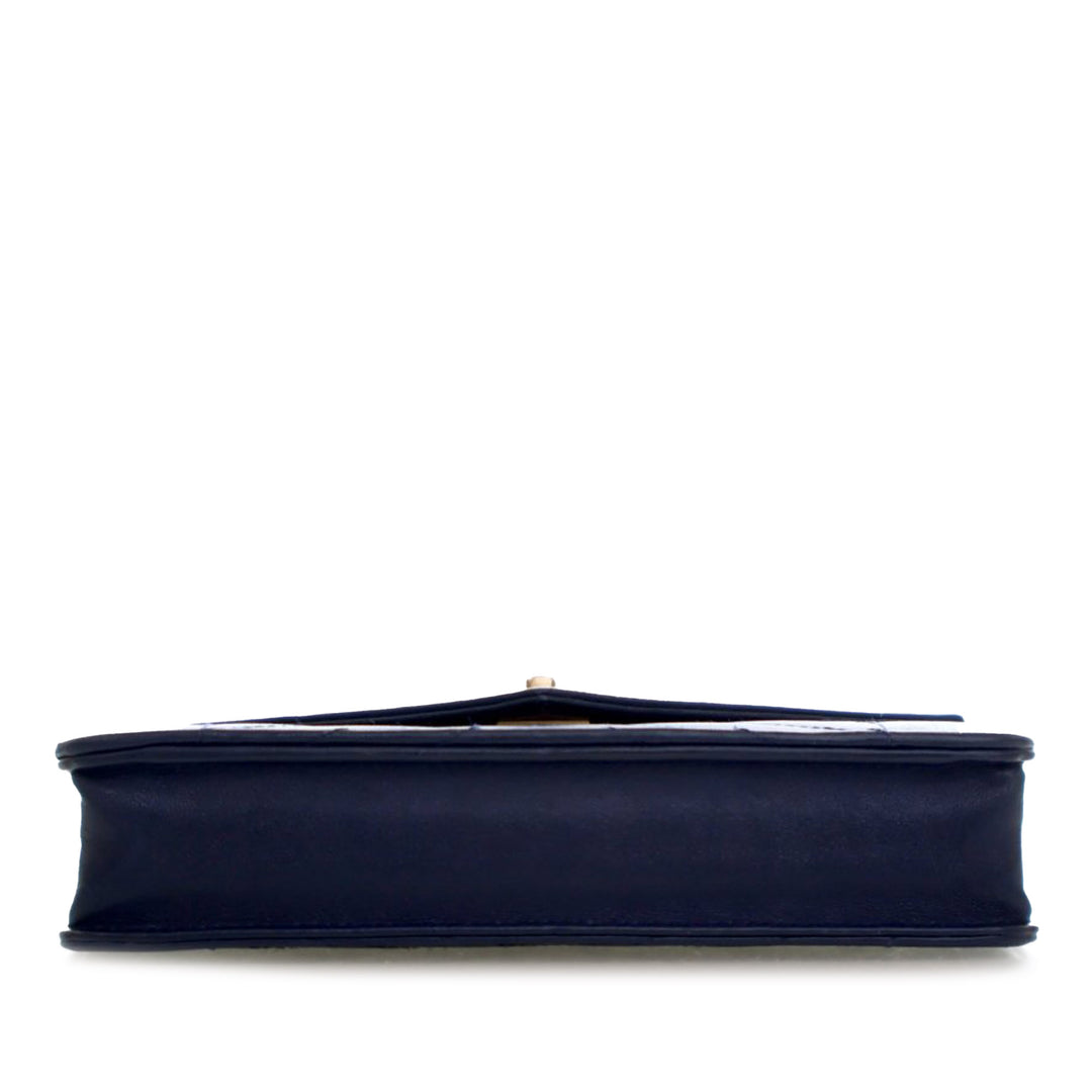 Chanel Reversed Chevron Cuir d’agneau Wallet on Chain