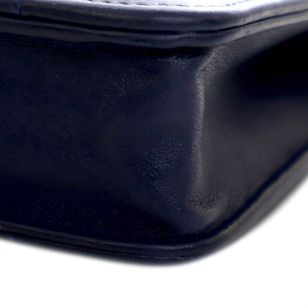 Chanel Reversed Chevron Cuir d’agneau Wallet on Chain