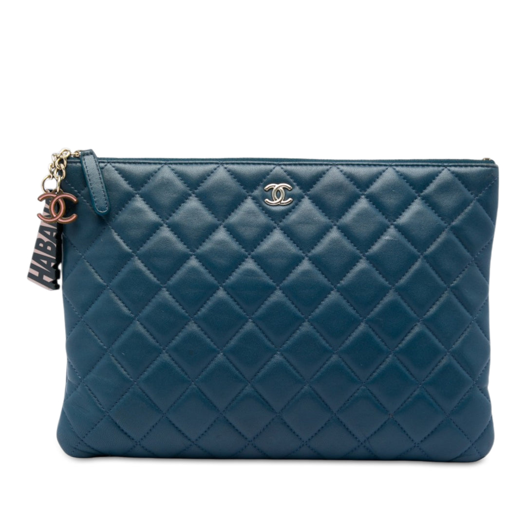 Chanel Matelassé Cuba La Habana O Étui Pochette Moyen Cuir d'agneau Bleu