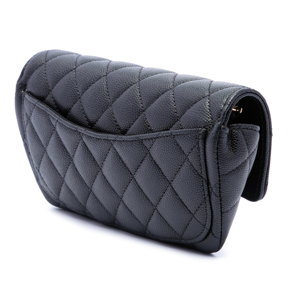 Chanel CC Matelassé Sunglasses Étui avec chaîne Cuir caviar Noir – vue 2 – GABY PARIS