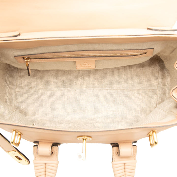 Gucci Sac à main Handmade Moyen Cuir de veau Beige – vue 4 – GABY PARIS