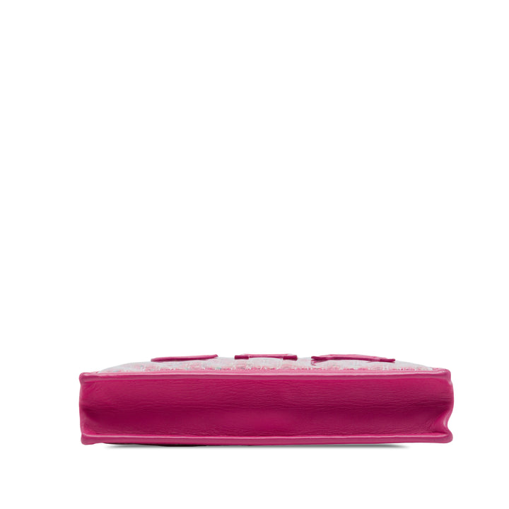 Matelassé PVC Logo Wristlet Pochette Tweed Rose