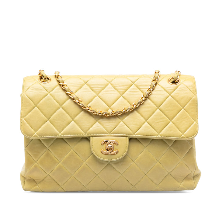 Chanel Jumbo Matelassé Cuir d’agneau Double Sided à rabat