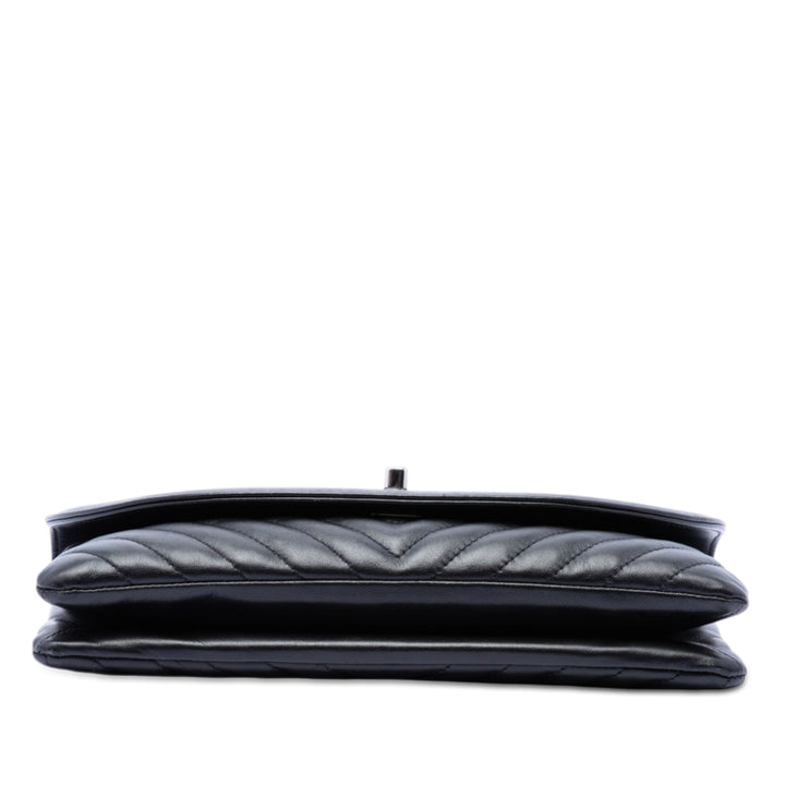 Chanel CC Chevron Rond à rabat Pochette Cuir d'agneau