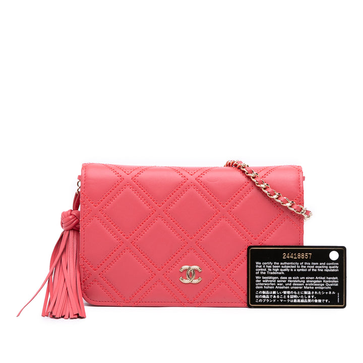 Chanel CC Matelassé Cuir d’agneau Double Stitch Pompon Wallet on Chain