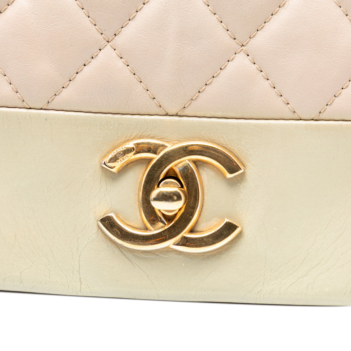 Chanel Medium Matelassé Cuir de veau Soft Elegance à rabat – GABY PARIS Authentique