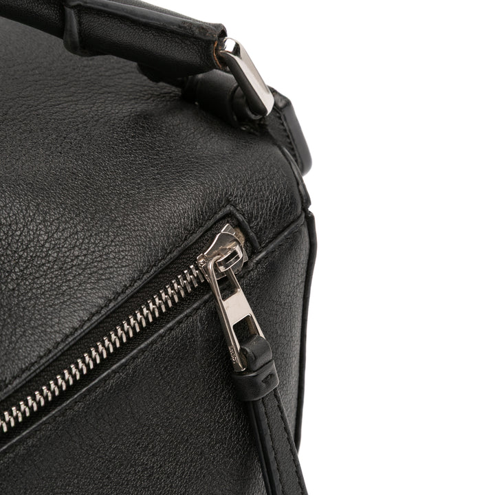 LOEWE Medium Cuir de veau Puzzle Satchel Noir – GABY PARIS Authentique