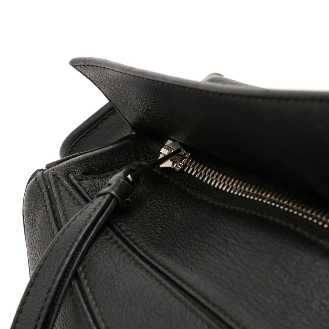LOEWE Medium Cuir de veau Puzzle Satchel Noir – GABY PARIS Authentique