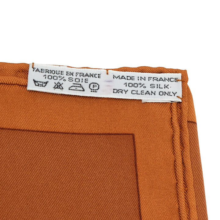 Hermès Parures des Sables Foulard Marron – vue 2 – GABY PARIS