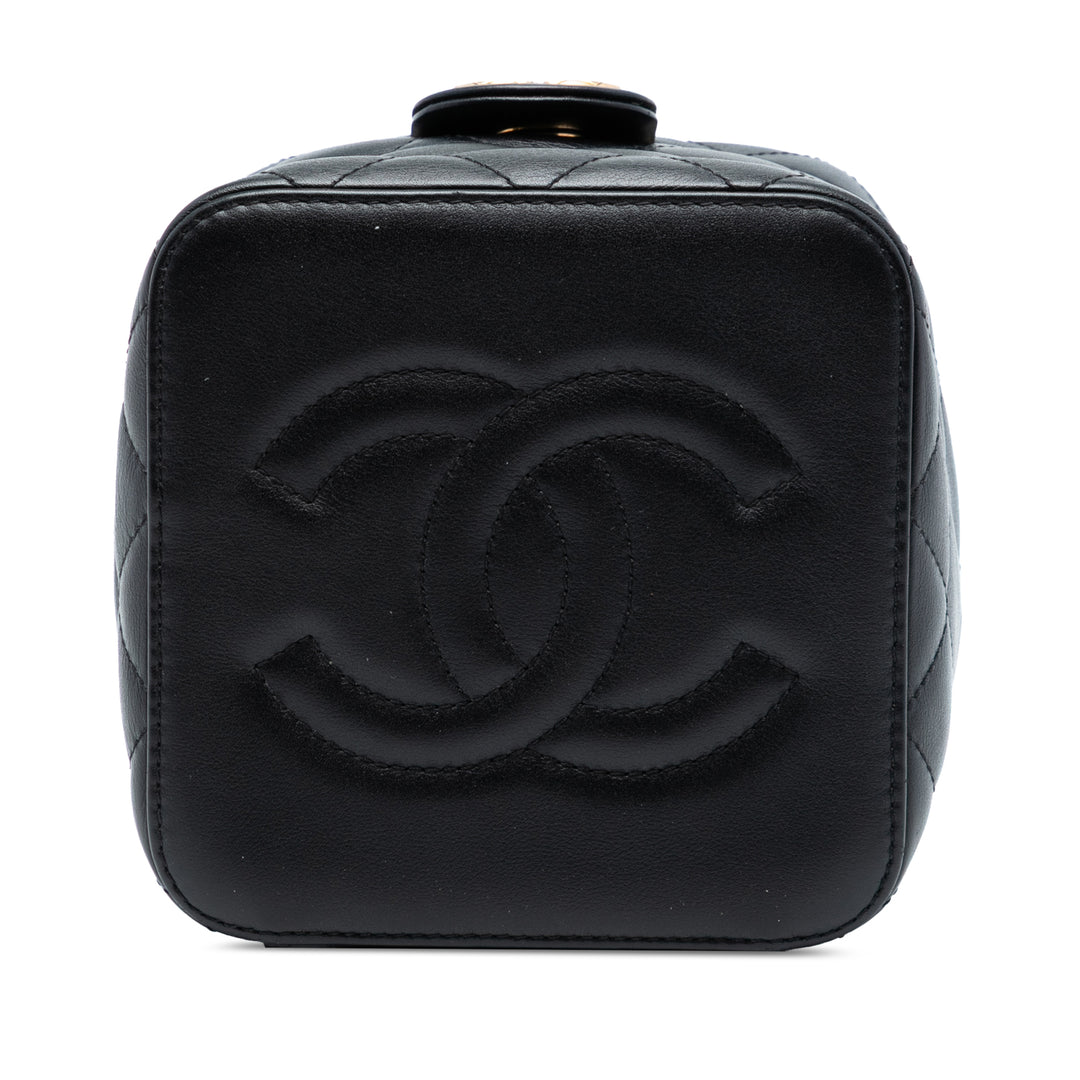 Chanel CC Matelassé Cuir de veau Vanity Étui avec chaîne