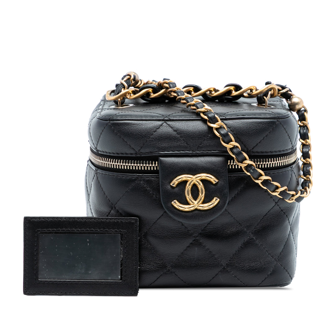 Chanel CC Matelassé Cuir de veau Vanity Étui avec chaîne
