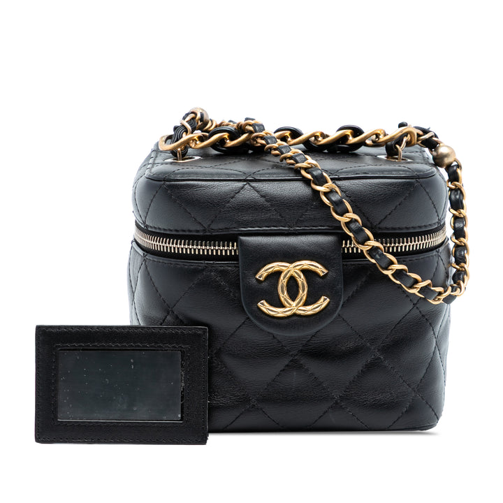 Chanel CC Matelassé Cuir de veau Vanity Étui avec chaîne