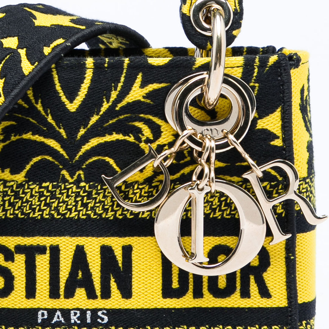 Dior Sac à main brodé Petites Fleurs Lady D-Lite Mini Jaune – vue 5 – GABY PARIS