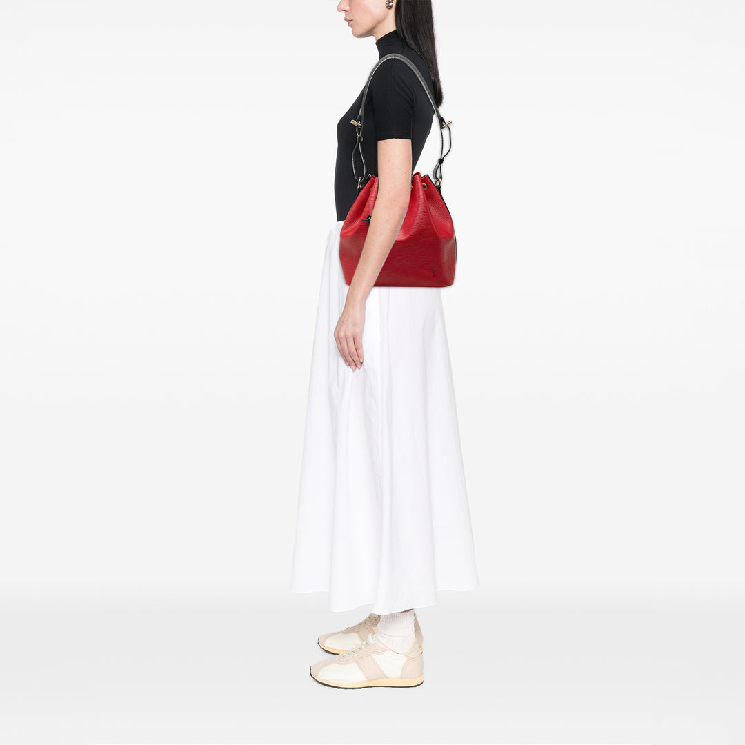 Louis Vuitton Bicolore Noe Épi Rouge – vue 6 – GABY PARIS