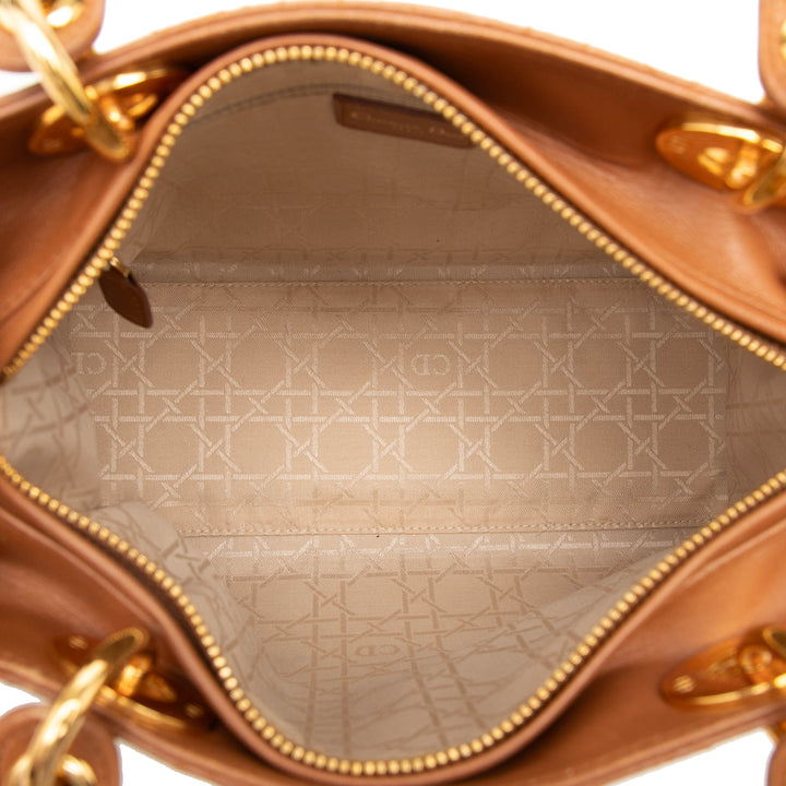 Dior Medium Cuir d'agneau Cannage Lady Dior