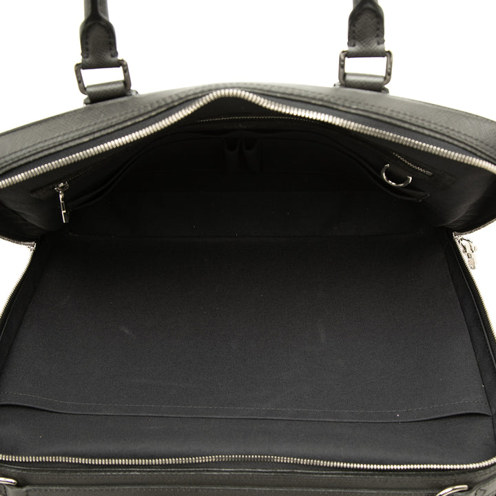Louis Vuitton Taiga Neo Igor Porte-documents Noir – vue 4 – GABY PARIS