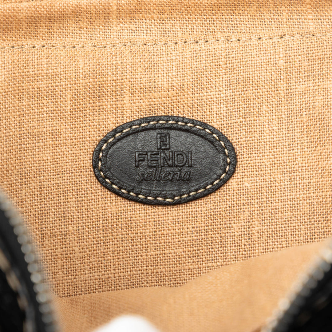 Cuoio Romano Selleria Zippé Wristlet Pochette Noir