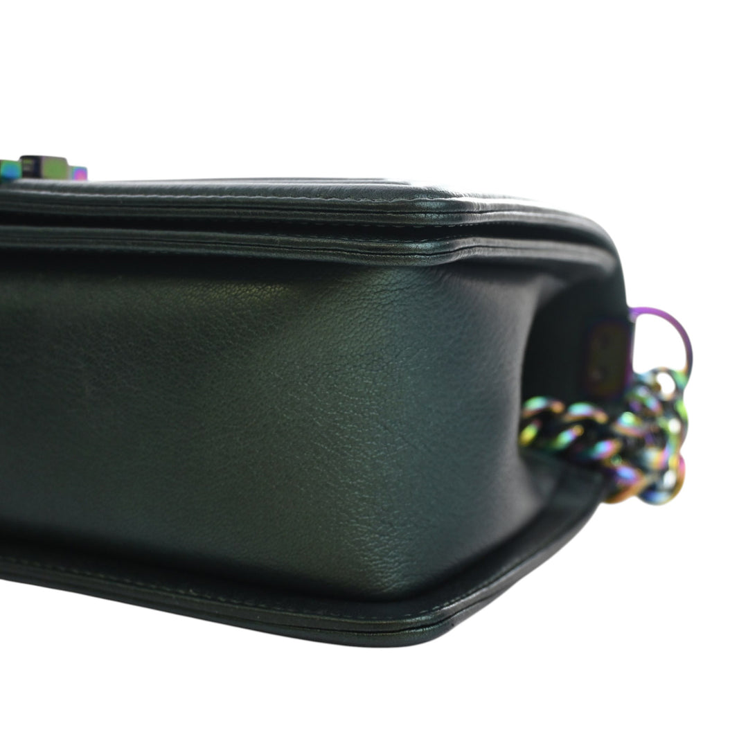 Matelassé Irisé Rainbow Hardware Boy à rabat Moyen Cuir de chèvre Vert