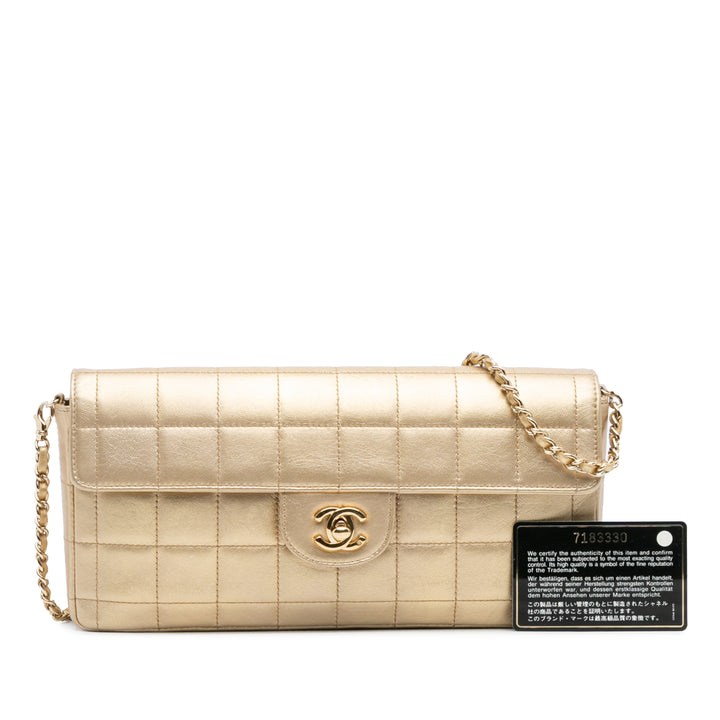 Chanel CC Métallisé Cuir d’agneau Choco Bar East West Flap Doré – GABY PARIS Authentique