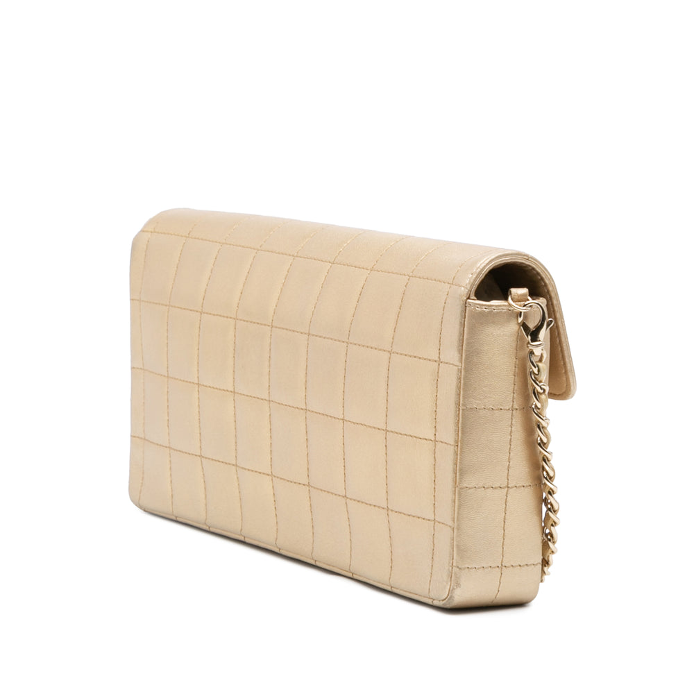 Chanel CC Métallisé Cuir d’agneau Choco Bar East West Flap Doré – GABY PARIS Authentique