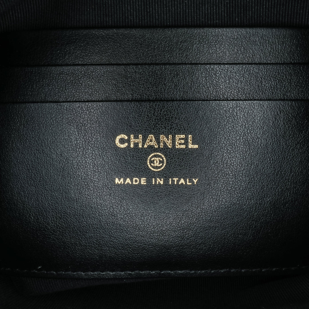 Shiny Crumpled Calfskin 31 Clutch Black - Gaby Paris