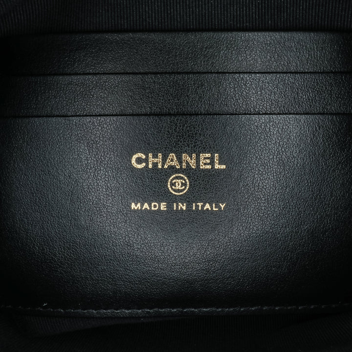 Shiny Crumpled Calfskin 31 Clutch Black - Gaby Paris