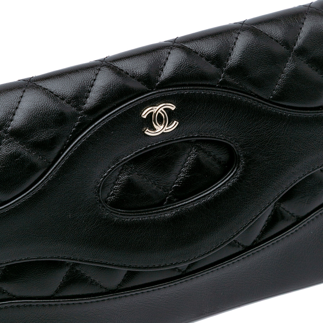 Shiny Crumpled Calfskin 31 Clutch Black - Gaby Paris