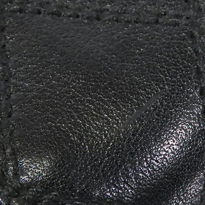 Chanel CC Matelassé Cuir d’agneau Bifold Compact Portefeuille