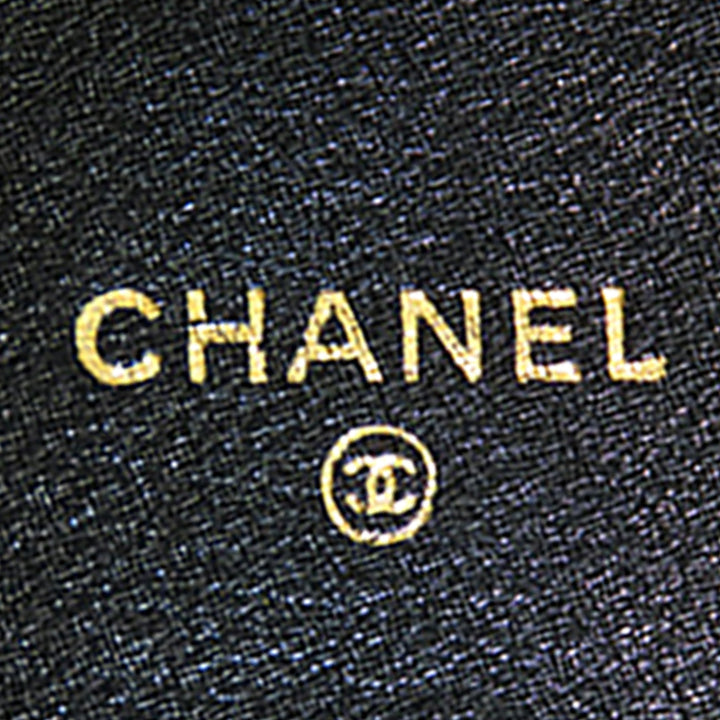 Chanel CC Matelassé Cuir d’agneau Bifold Compact Portefeuille