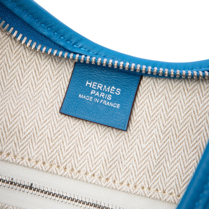 Hermès Sac à main Massai Cut 40 Swift Bleu – vue 5 – GABY PARIS
