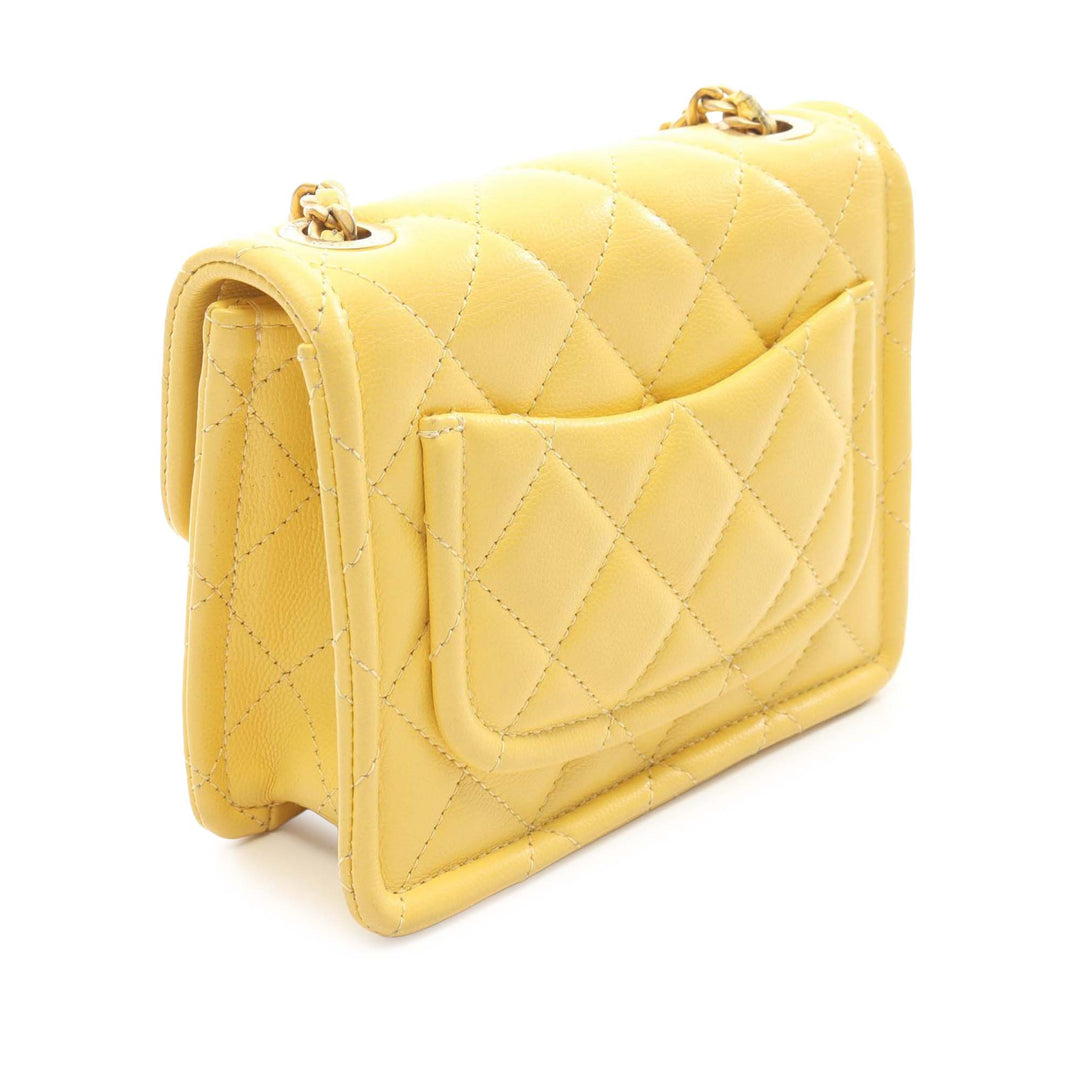 Matelassé Sweet à rabat Mini Cuir caviar Jaune