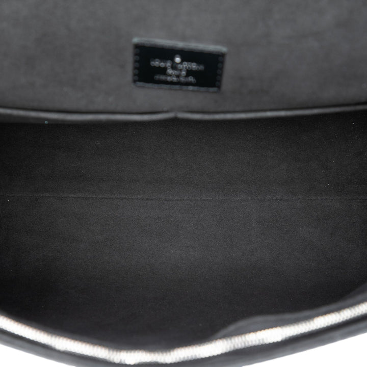 Louis Vuitton Cluny MM Épi Noir – vue 4 – GABY PARIS