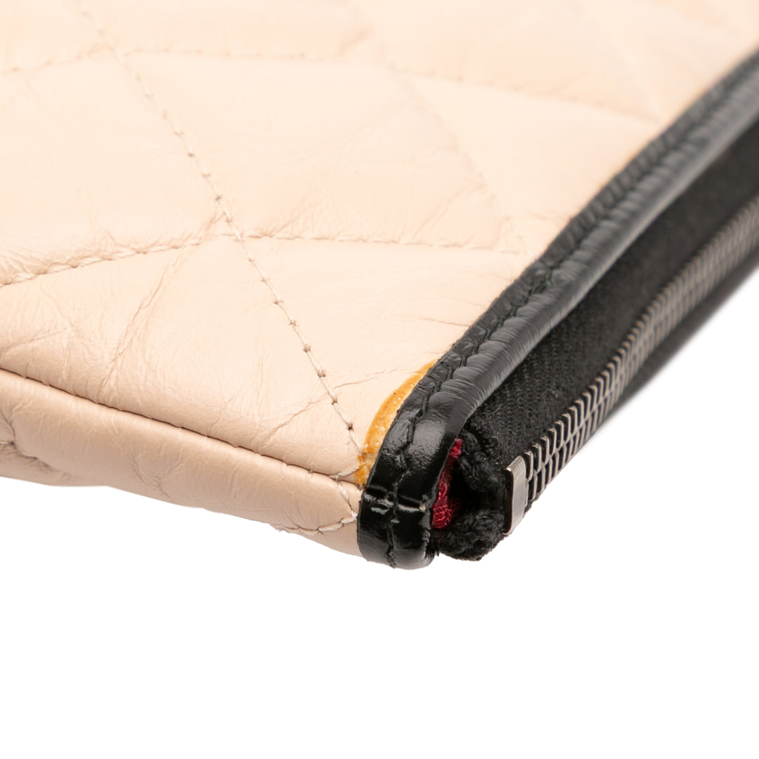 Chanel Large vieilli Cuir de veau Gabrielle O Étui Pochette – GABY PARIS Authentique