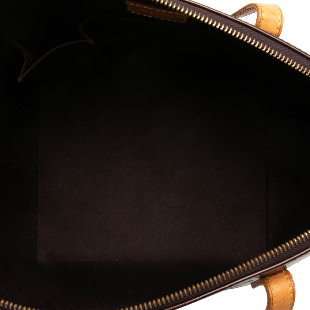 Louis Vuitton Bellevue PM Cuir verni Monogram Violet