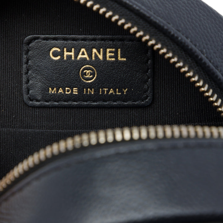 Chanel CC Filigree Rond Pochette avec chaîne Cuir caviar Noir