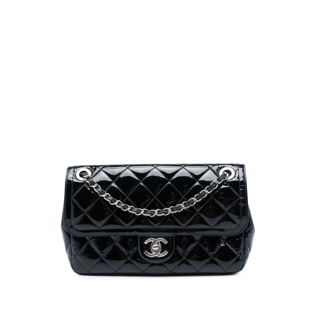 Chanel Sac bandoulière Matelassé Coco Shine à rabat Moyen Noir – vue principale – GABY PARIS