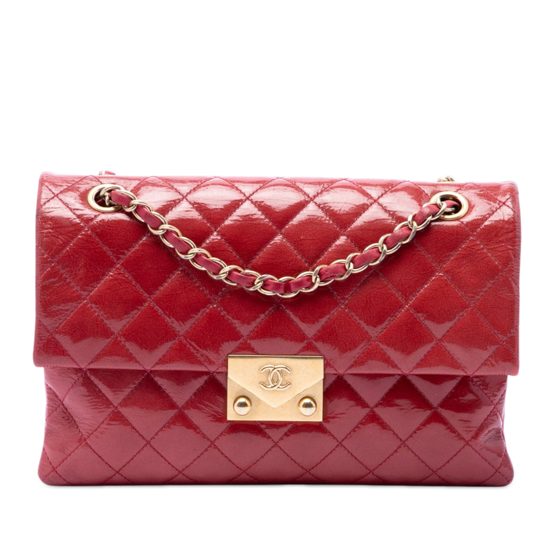 Chanel Matelassé Cuir verni Cuir de chèvre Pagoda Accordion à rabat