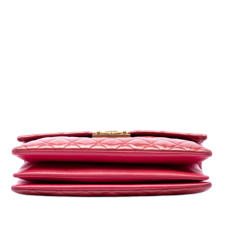 Chanel Matelassé Cuir verni Cuir de chèvre Pagoda Accordion à rabat