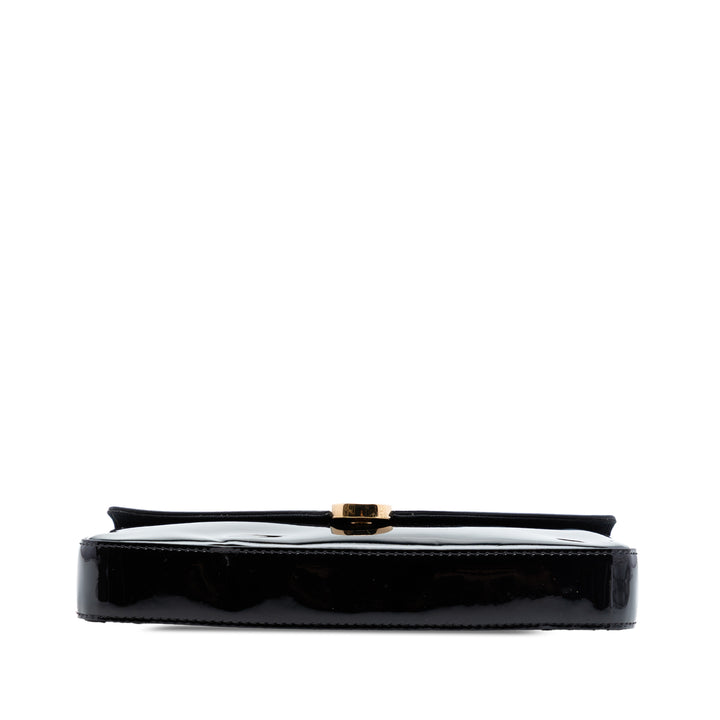 Fendi Cuir verni F Is Fendi Envelope Wallet on Chain