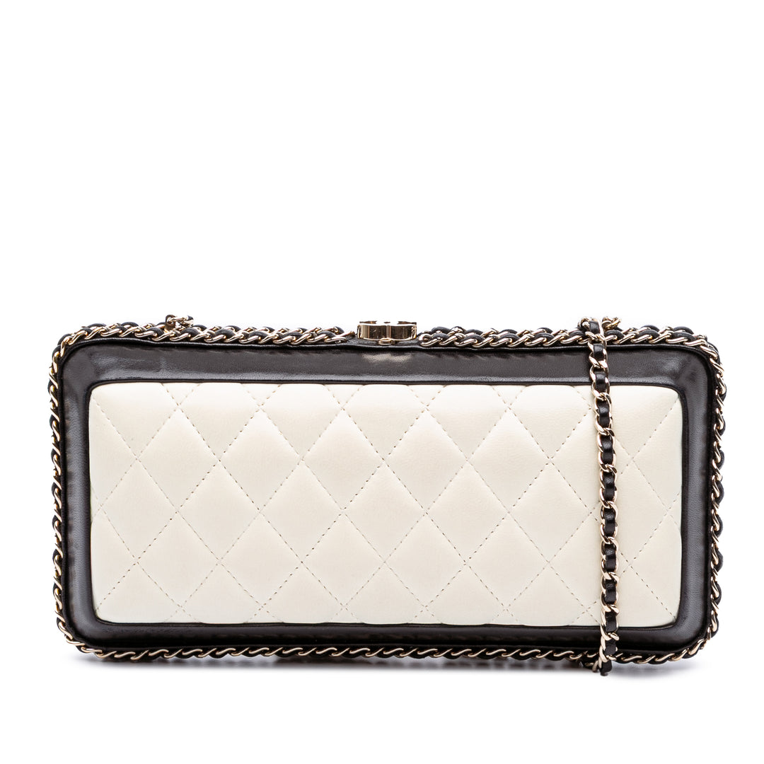 Chanel Bicolor Quilted Cuir d’agneau Chain Around Pochette Blanc – GABY PARIS Authentique