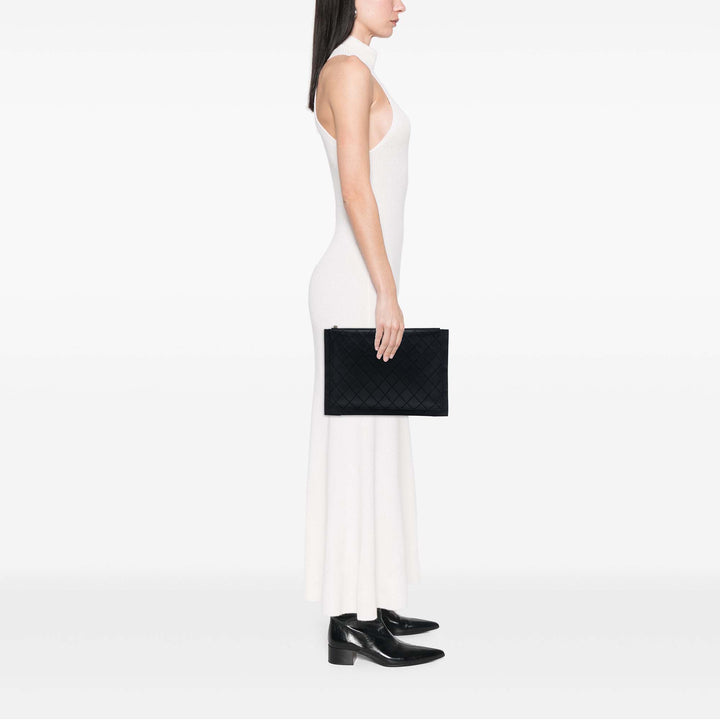 Chanel Large Matelassé Surpiqué Cuir de veau Zip Pochette