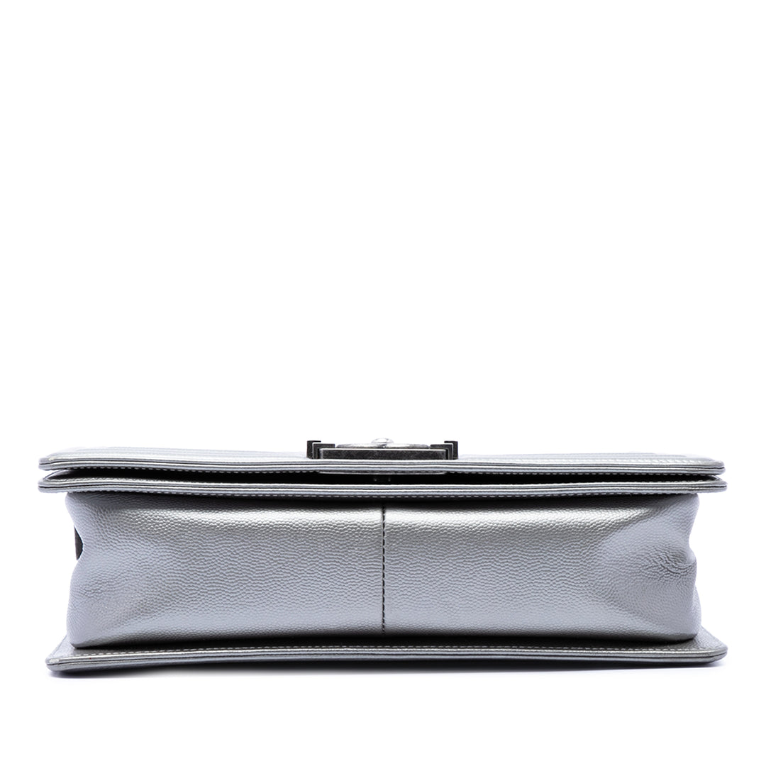 Chanel Old Medium Matelassé Metallic Caviar Boy à rabat