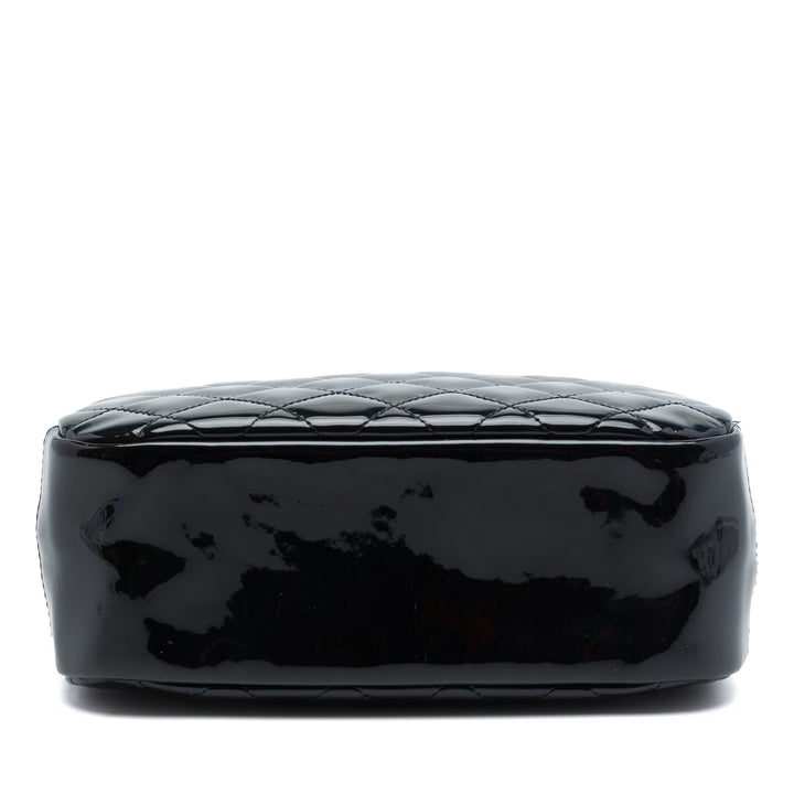 Chanel CC Matelassé Cuir verni Cosmetic Pochette